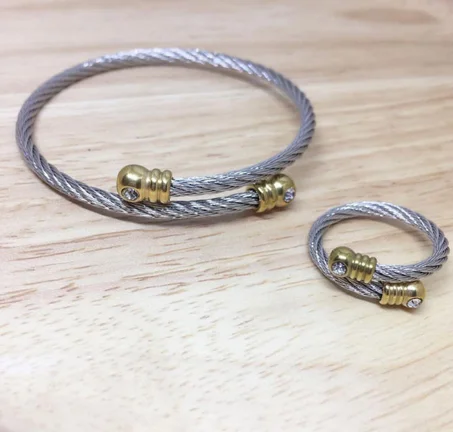 Bracelet De Luxe  + Une Bague gratuite(Stock Limité)