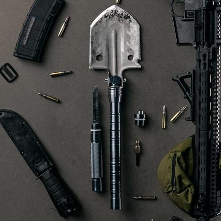 Pelle militaire polyvalente 23 en 1 TerraX