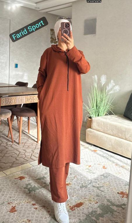 سورڤيط دوبياس بالسروال توب مونطوني لكرى