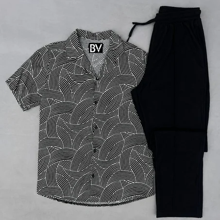 ensemble artisanal moderne et confortable noir