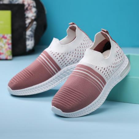 اسكتشر حريمي RT5