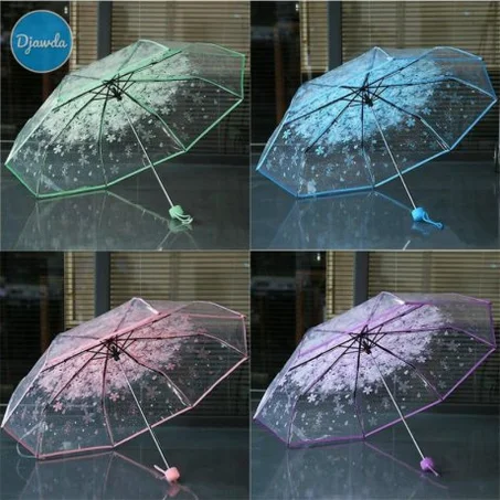 مظلة شفافة مزينة