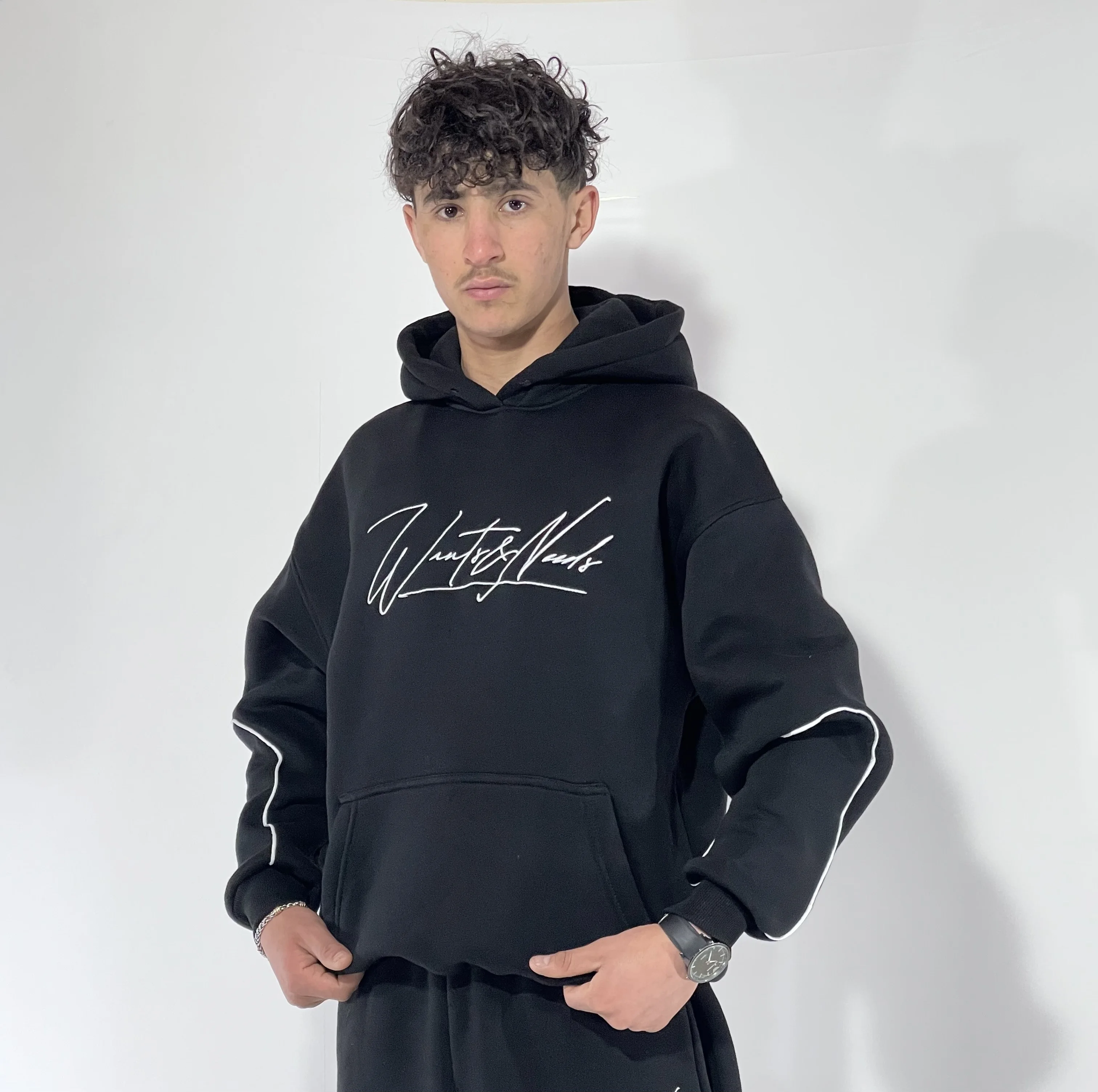 Sweatshirt à capuche Noir