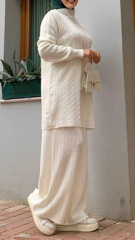 Ensemble jupe en maille couleur Crème