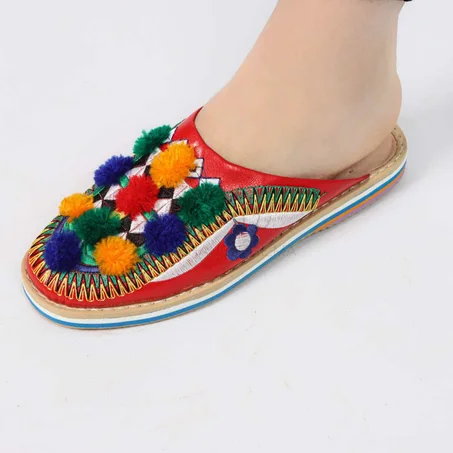 بلغة امازيغية للنساء