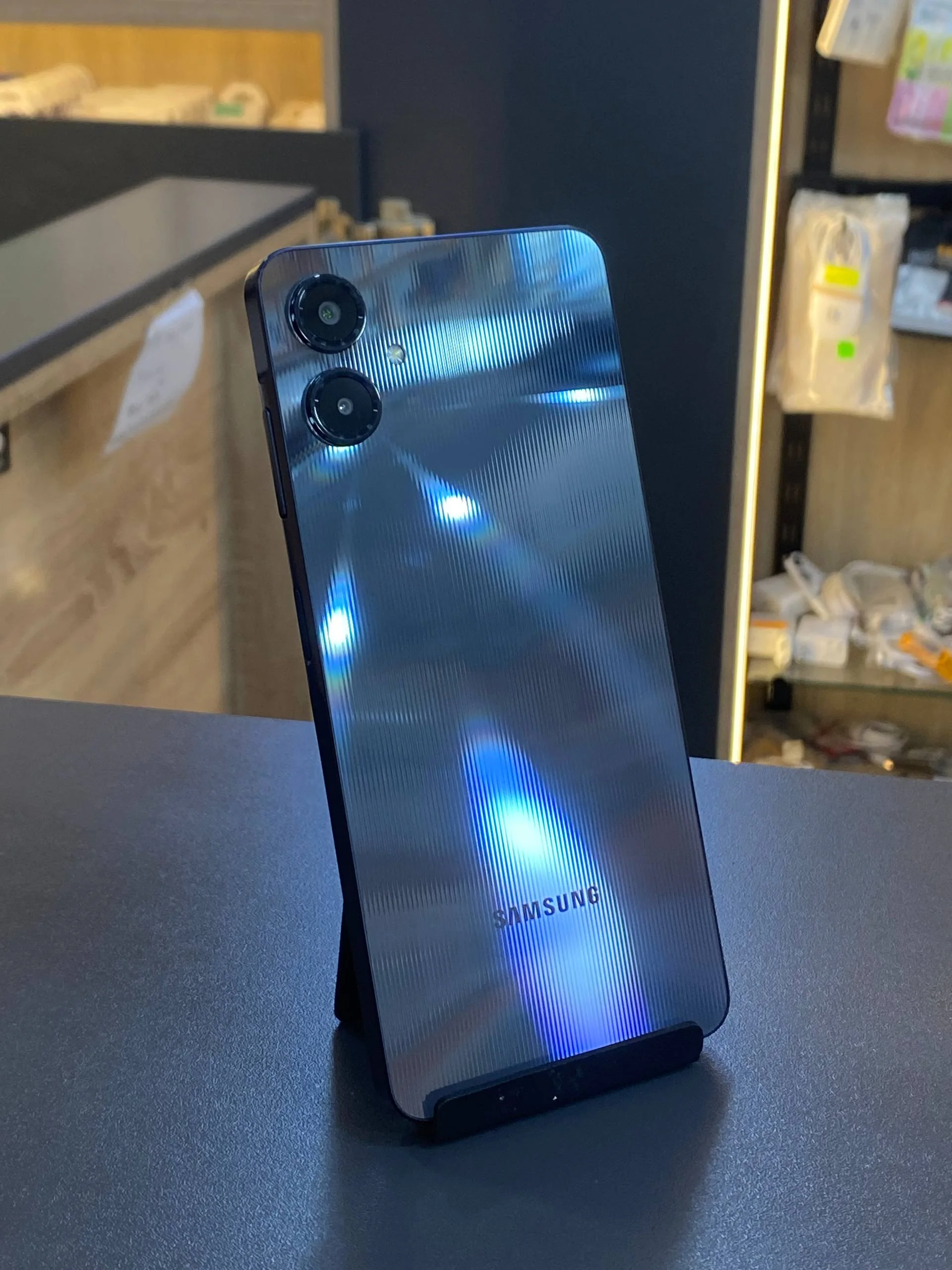 SAMSUNG A06