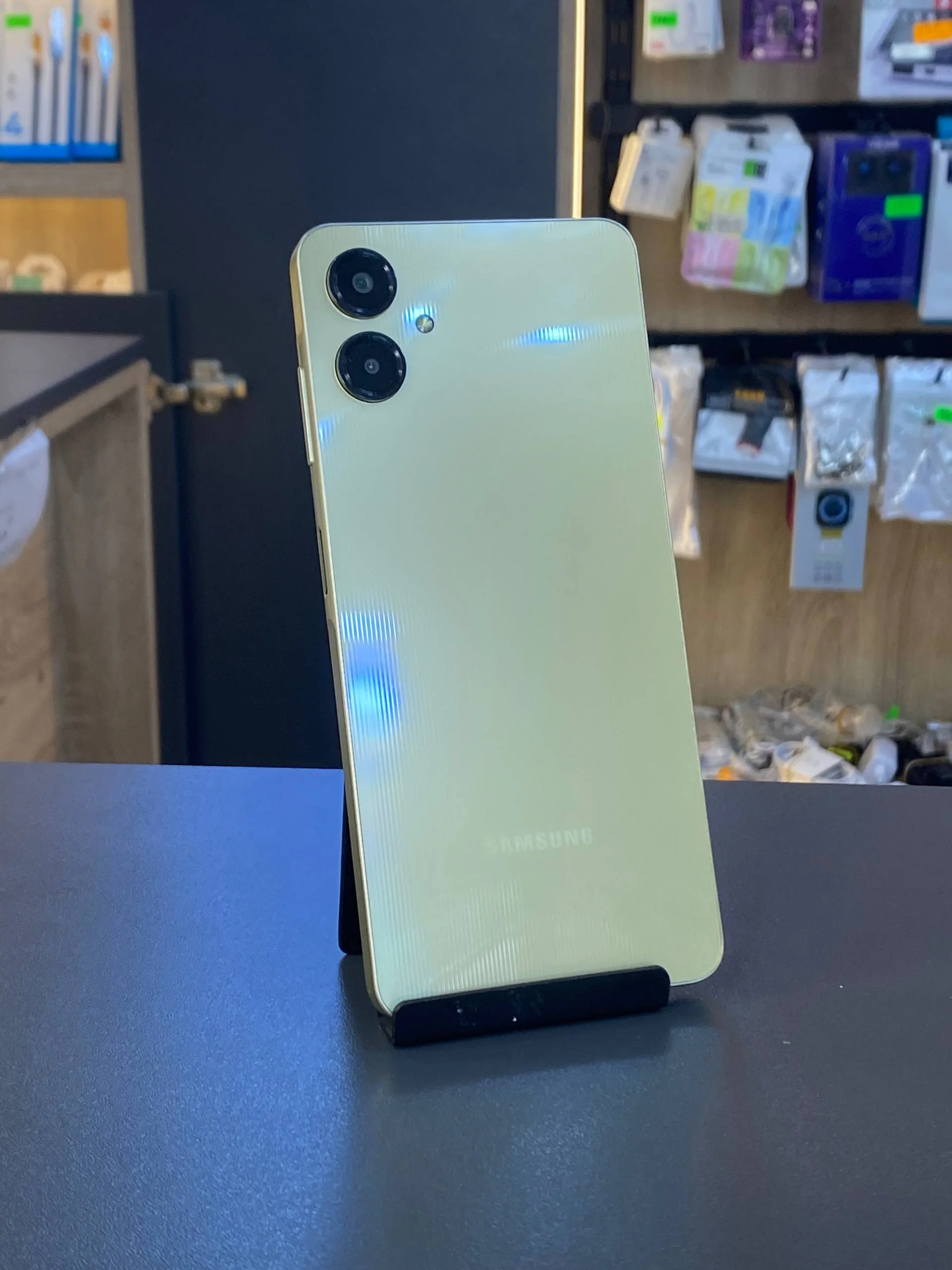 SAMSUNG A06