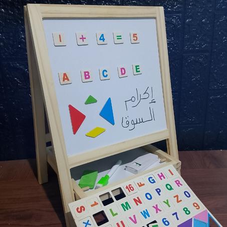 سبورة ذات وجهين / قلم جاف / وطباشير