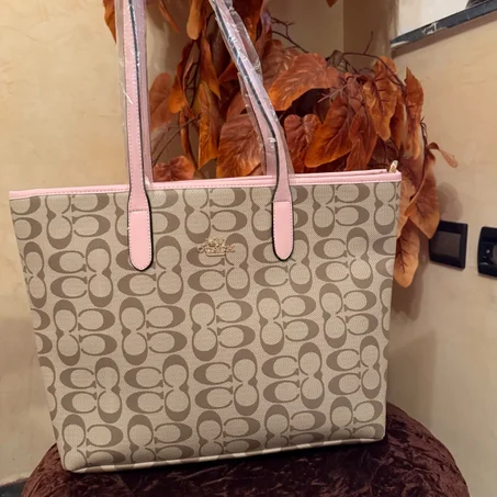 Coach -City Tote Bag