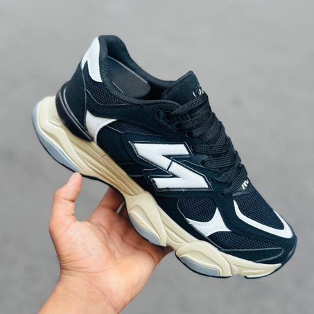 سبادري New Balance 9060