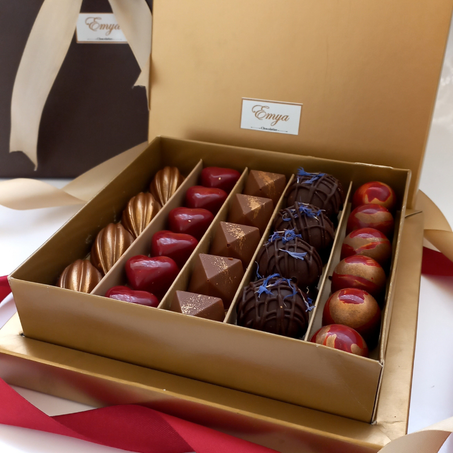 Boite chocolats gourmandes 25 pièces 5 recettes