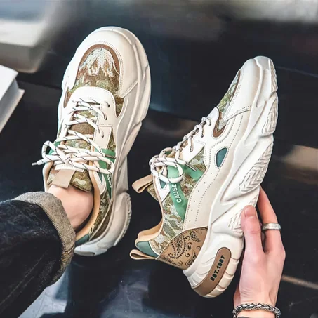 حذاء رياضي مهيب 👟