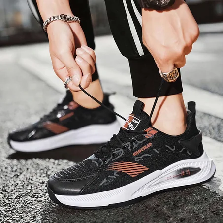 حذاء رياضي أنيق 👟