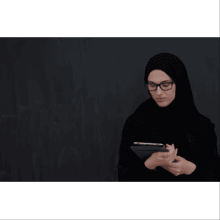 ملابس واكسسوارات للنساء