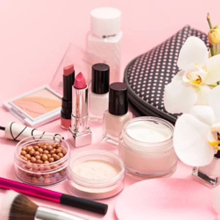 مستحضرات التجميل والعناية