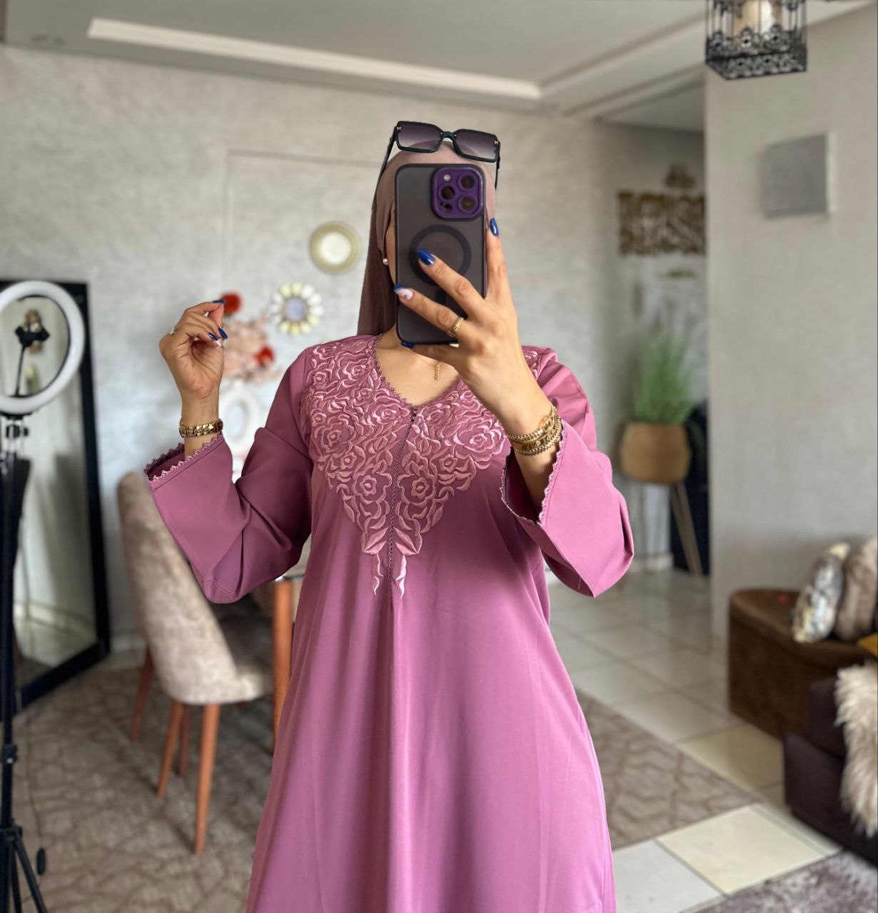 جلابة 2 پس توب كريب مسلك الفوقي التحتي كريب روزة مخدومة بالراندة او الطرز الرباطي والمقاسات L. Xl xxl