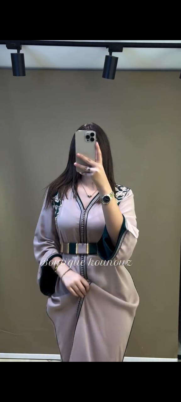 قفطان مغربي راقي – الأناقة اللي كتخلي الكل يلاحظك 👗
