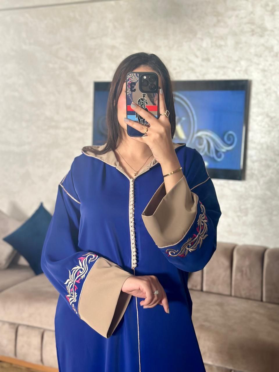 جلابة مخزانية بالكرناج مطروزة بالرباطي عين او عقدة نص توق