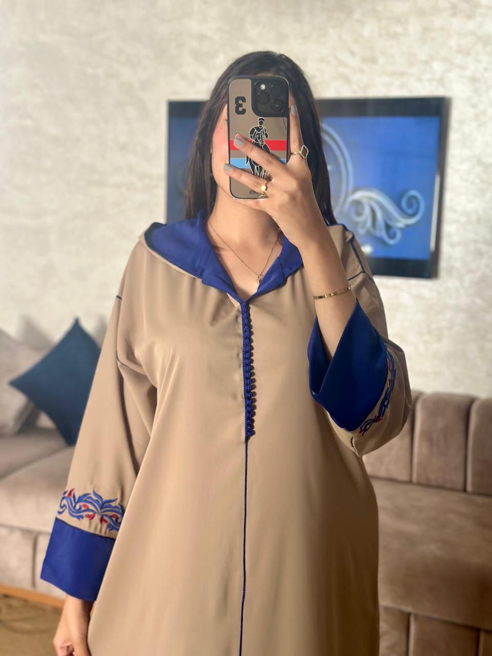 جلابة مخزانية بالكرناج مطروزة بالرباطي عين او عقدة نص توق