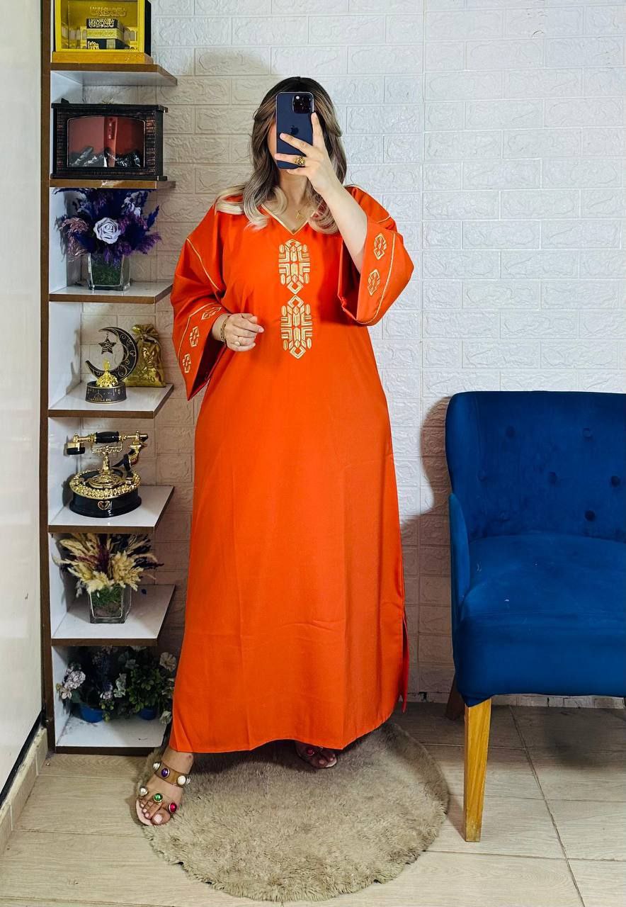 فراشة تأخذك إلى عالم من الفخامة و الاناقة مطروزة بالصقلي