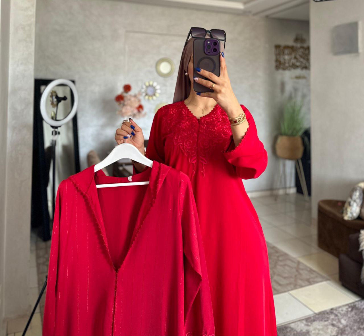 جلابة 2 پس توب كريب مسلك الفوقي التحتي كريب روزة مخدومة بالراندة او الطرز الرباطي والمقاسات L. Xl xxl