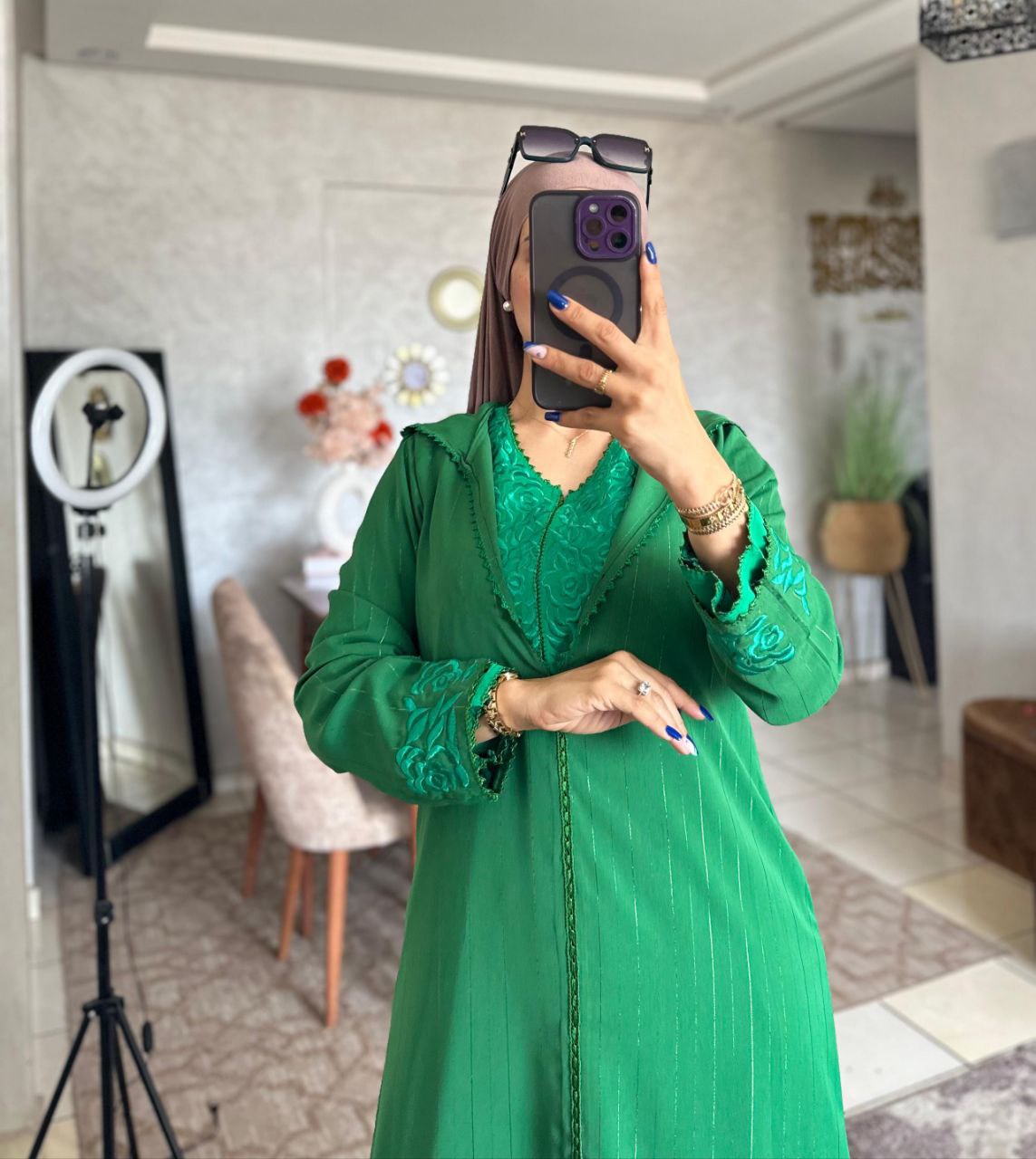 جلابة 2 پس توب كريب مسلك الفوقي التحتي كريب روزة مخدومة بالراندة او الطرز الرباطي والمقاسات L. Xl xxl