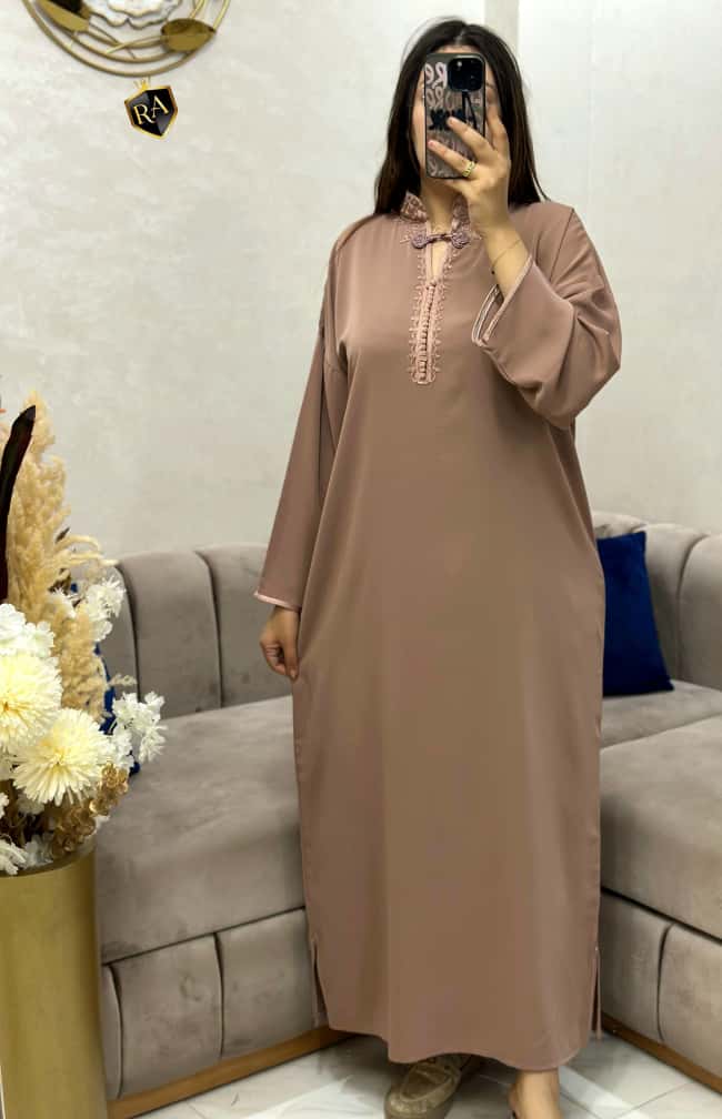 جلابة 2 بياس اللي كل العيون غادي تشوفك فيه