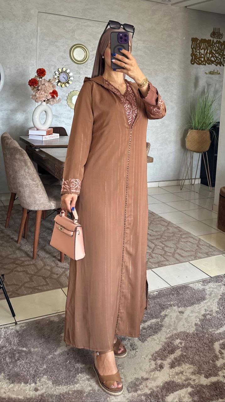 جلابة 2 پس توب كريب مسلك الفوقي التحتي كريب روزة مخدومة بالراندة او الطرز الرباطي والمقاسات L. Xl xxl