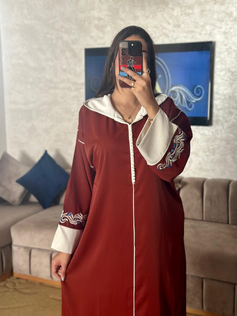 جلابة مخزانية بالكرناج مطروزة بالرباطي عين او عقدة نص توق