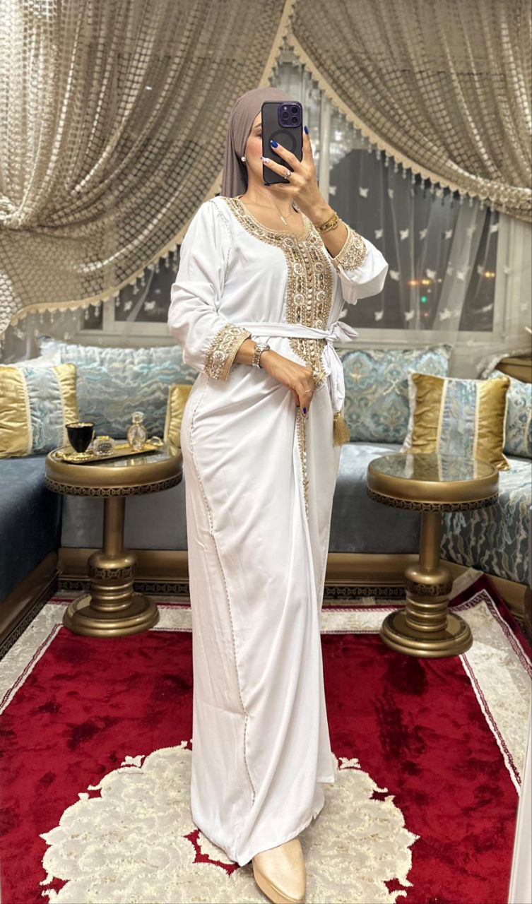 👑 قفطان La Noblesse – لمسة الفخامة المغربية الأصيلة 👑