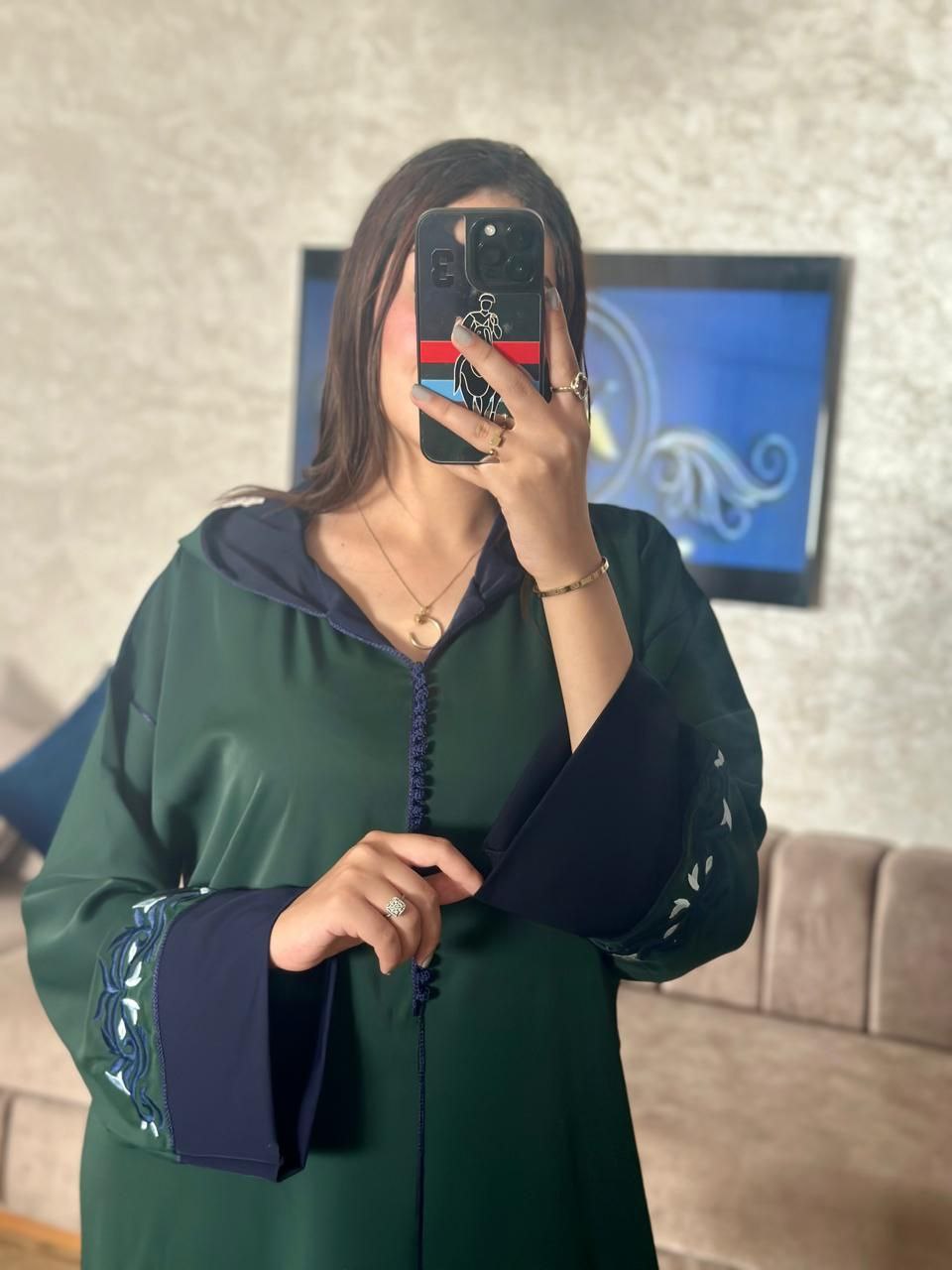 جلابة مخزانية بالكرناج مطروزة بالرباطي عين او عقدة نص توق