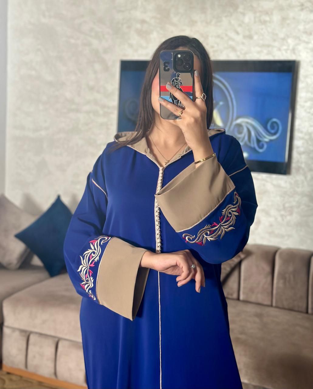 جلابة مخزانية بالكرناج مطروزة بالرباطي عين او عقدة نص توق