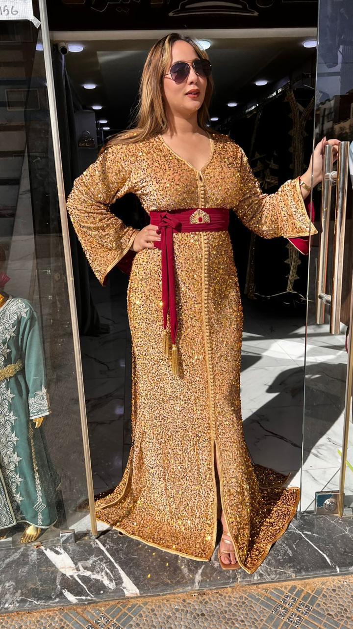 قفطان مغربي راقي – الأناقة اللي كتخلي الكل يلاحظك 👗