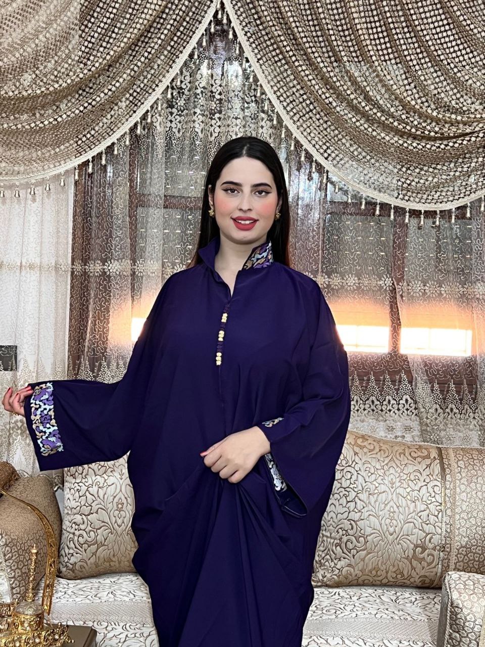 فراشة تأخذك إلى عالم من الفخامة