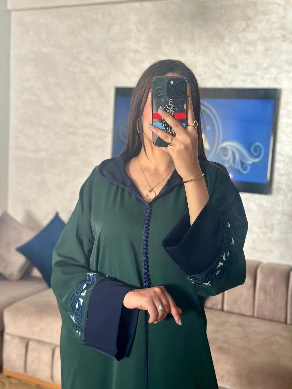 جلابة مخزانية بالكرناج مطروزة بالرباطي عين او عقدة نص توق