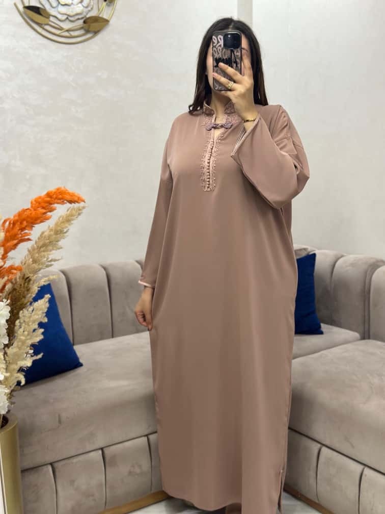 جلابة 2 بياس اللي كل العيون غادي تشوفك فيه