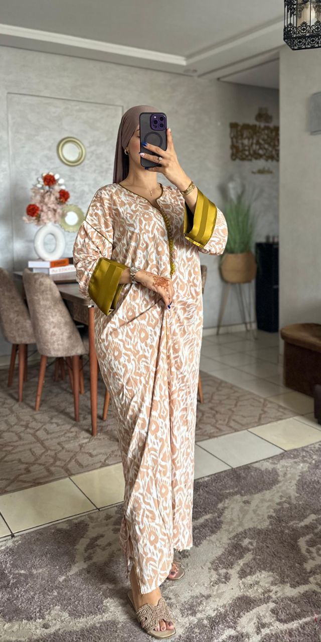 قفطان مخزاني توب خيط. جودة عالية مخدوم بالطراسن او العقاد L. Xl. Xxl