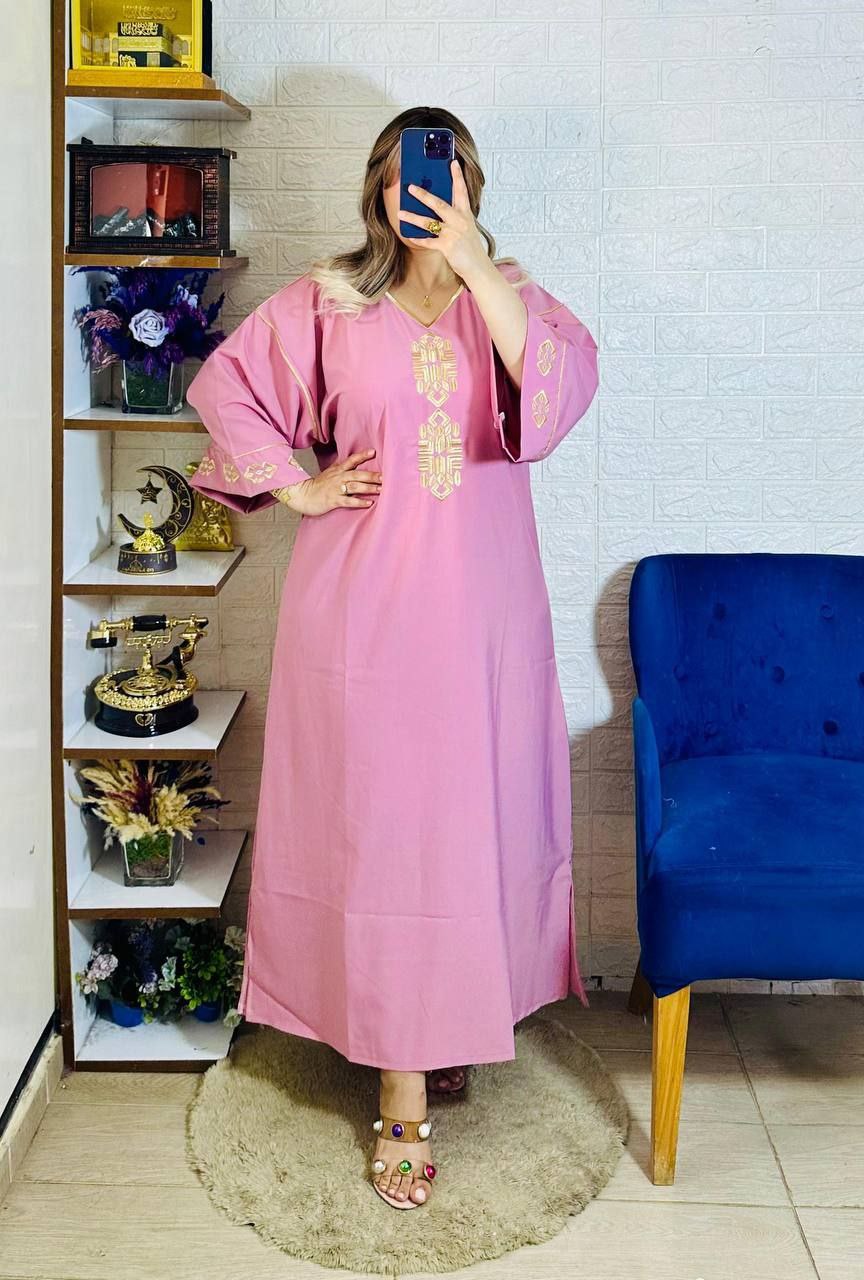 فراشة تأخذك إلى عالم من الفخامة و الاناقة مطروزة بالصقلي