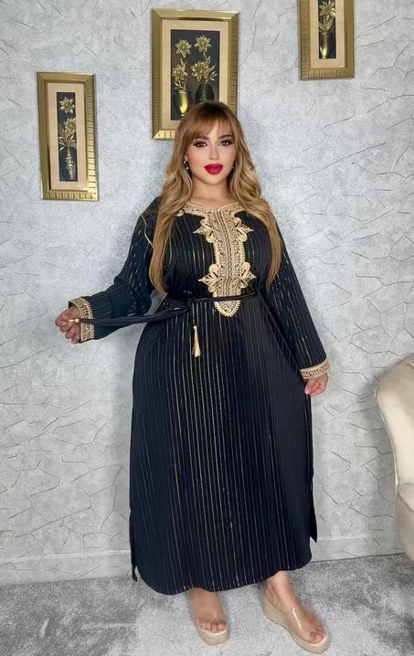 الجديد قفطان كريب زقلي مطروز من مواد ذات جودة عالية 2024