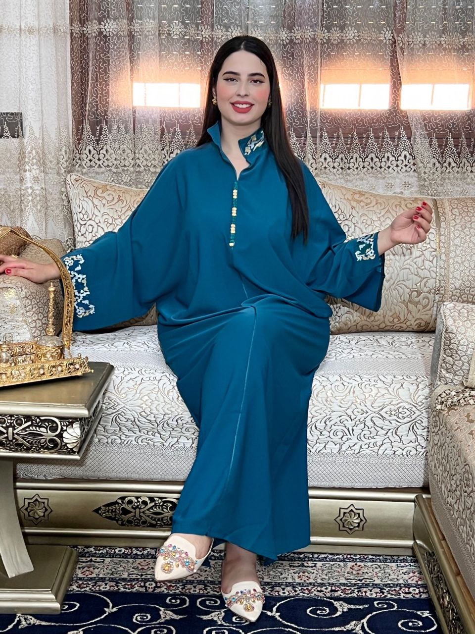 فراشة تأخذك إلى عالم من الفخامة