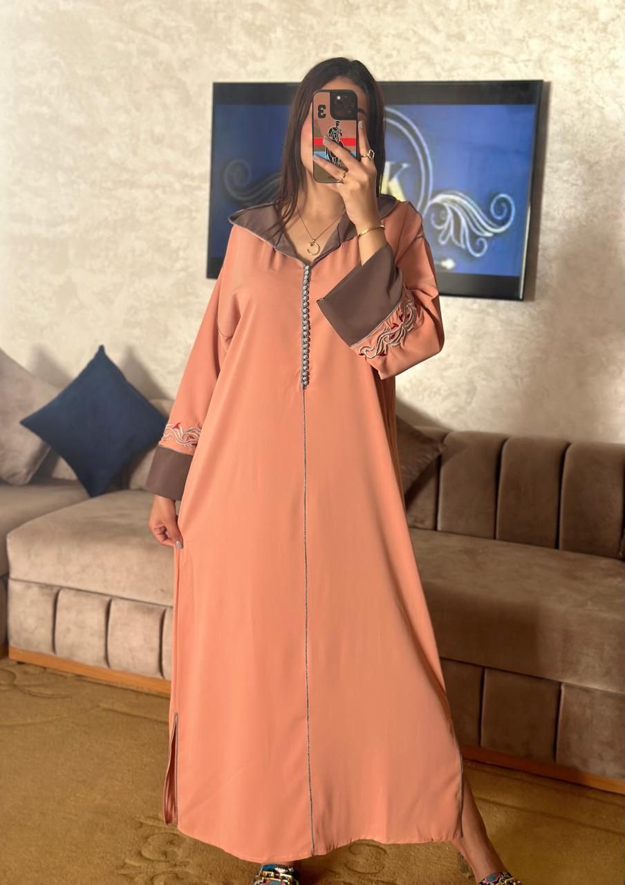 جلابة مخزانية بالكرناج مطروزة بالرباطي عين او عقدة نص توق