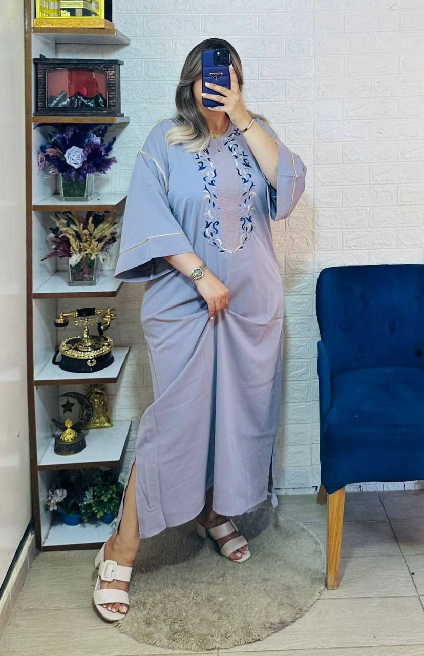 فراشة تأخذك إلى عالم من الفخامة و الاناقة مطروزة بالصقلي