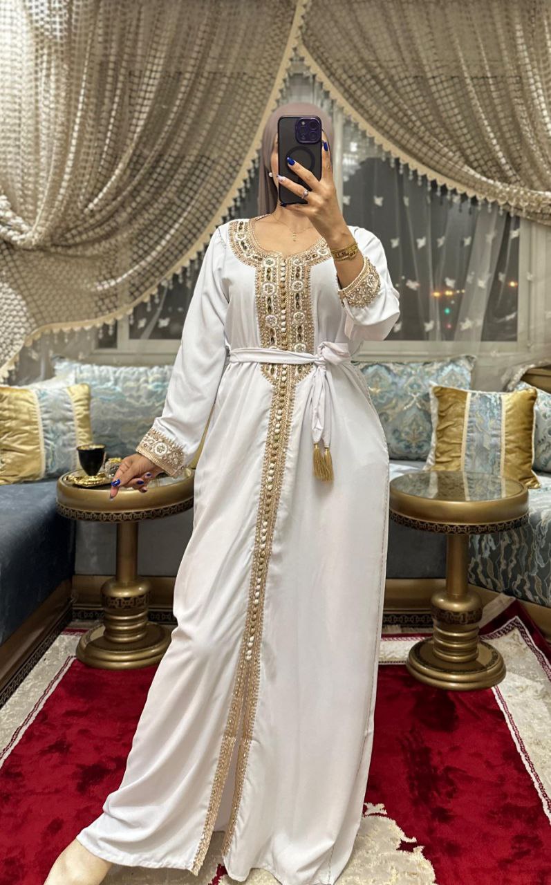 👑 قفطان La Noblesse – لمسة الفخامة المغربية الأصيلة 👑