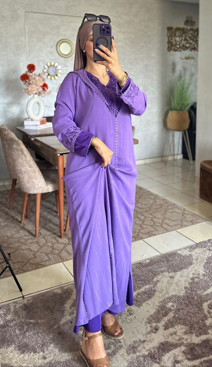 جلابة 2 پس توب كريب مسلك الفوقي التحتي كريب روزة مخدومة بالراندة او الطرز الرباطي والمقاسات L. Xl xxl