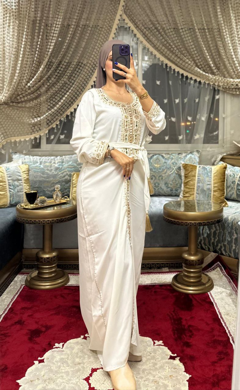 👑 قفطان La Noblesse – لمسة الفخامة المغربية الأصيلة 👑