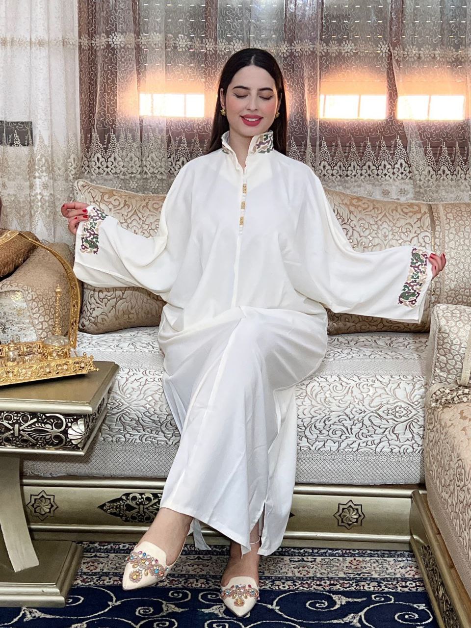 فراشة تأخذك إلى عالم من الفخامة