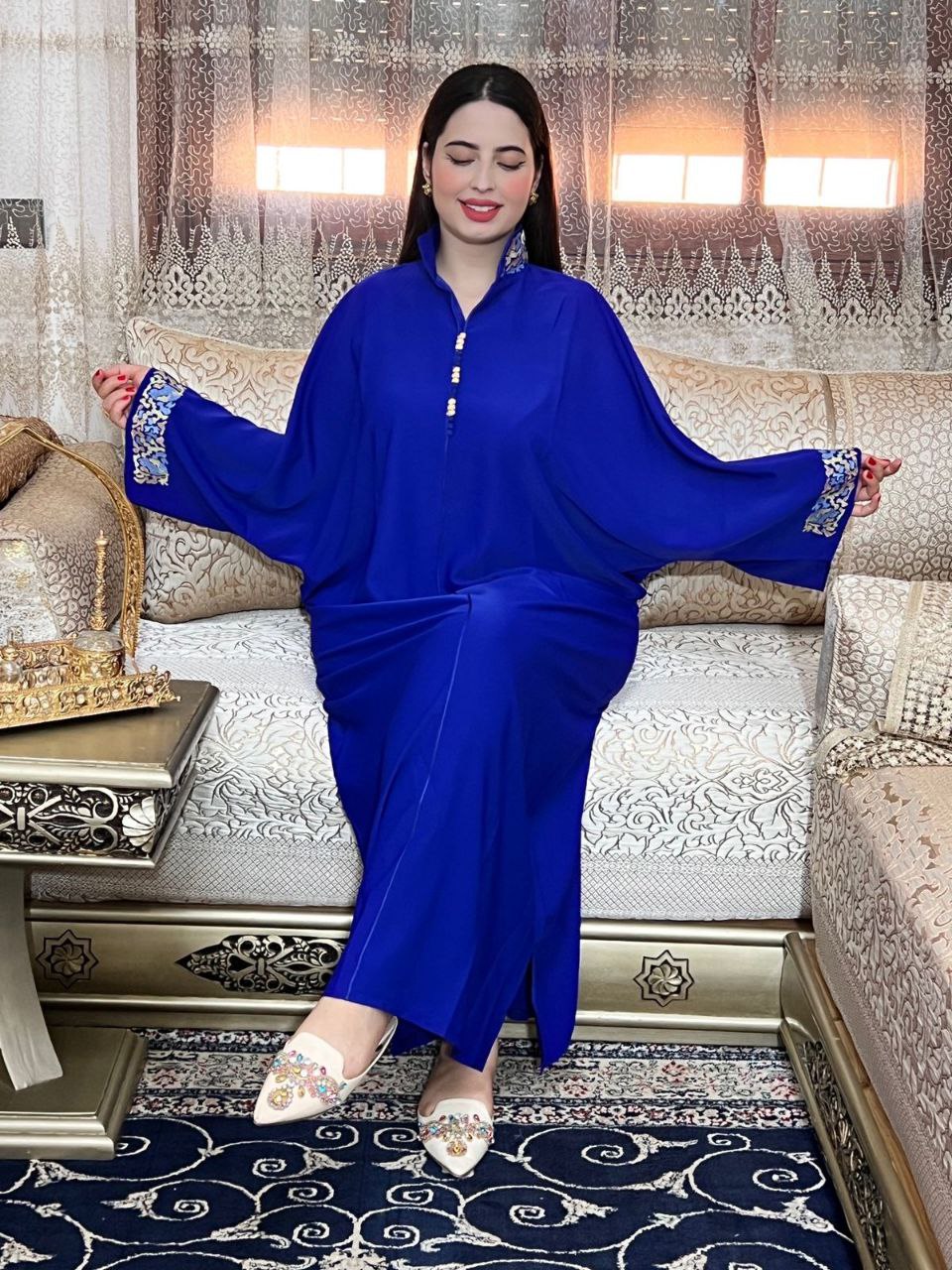 فراشة تأخذك إلى عالم من الفخامة