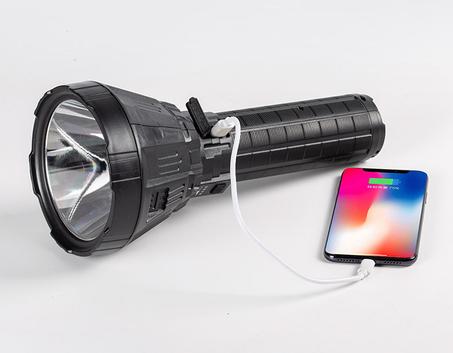 مصباح يدوي ضوء قوي قابل لإعادة الشحن