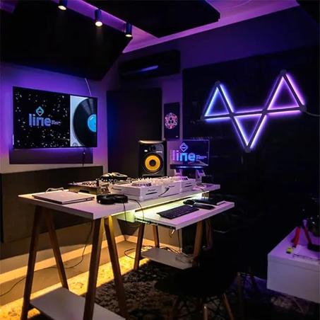 إضاءة حائط ذكية بتقنية الواي فاي، 9 قطع، متزامنة مع الموسيقى بألوان متعددة