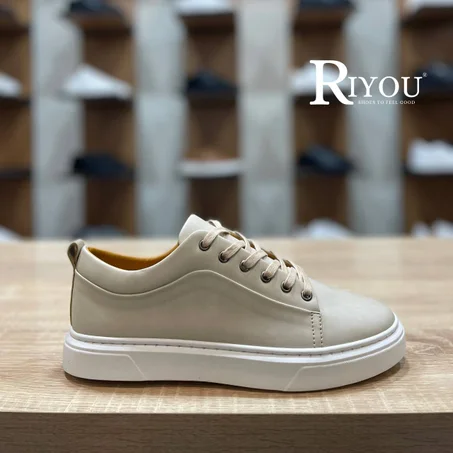 R 027  Baskets Beige